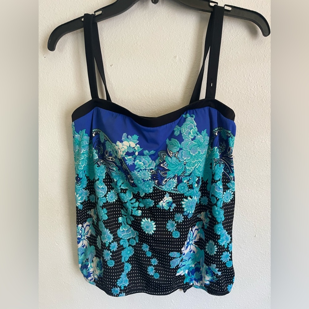 Tops Ayul 12